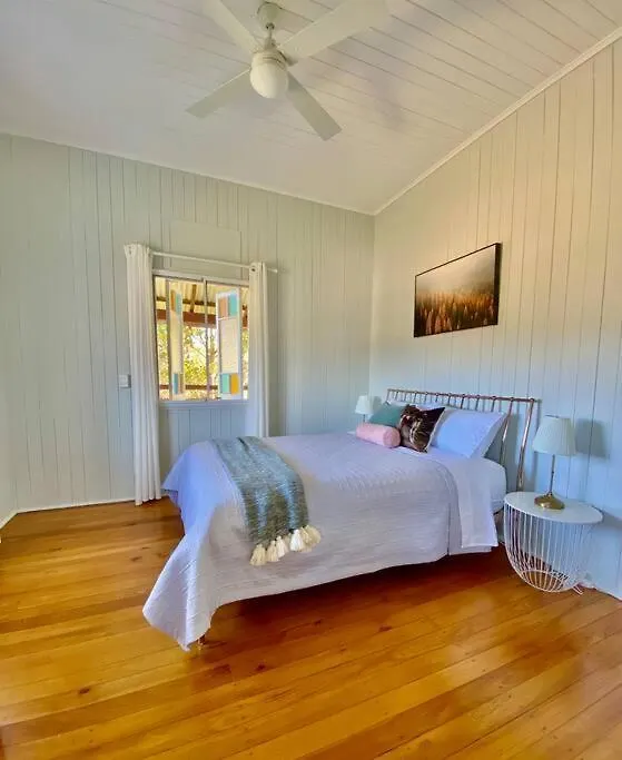 The Cottage Country Escape Coolabine Semesterbostad